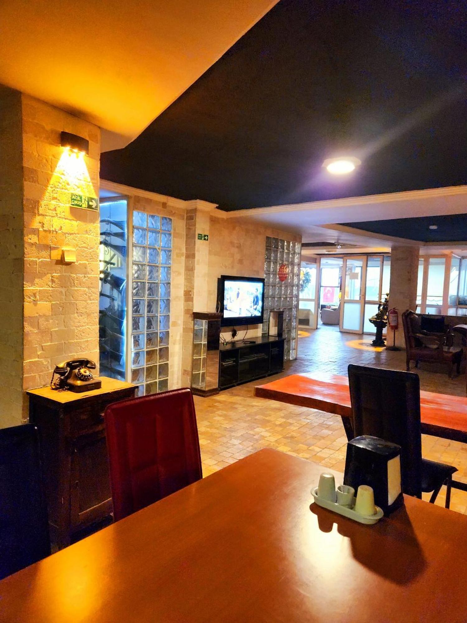 Elite Hotel City Center Corlu Bed And Breakfast Exterior photo